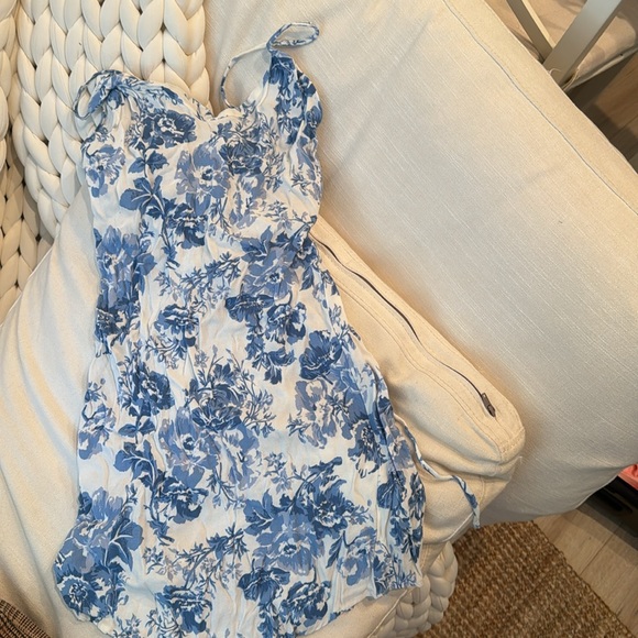 Reformation Blue Floral Dress - Picture 3 of 4